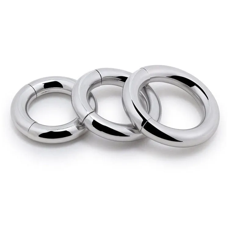 0685M      Babe Magnet Stainless Steel Magnetic Ball Stretcher Ring. Large