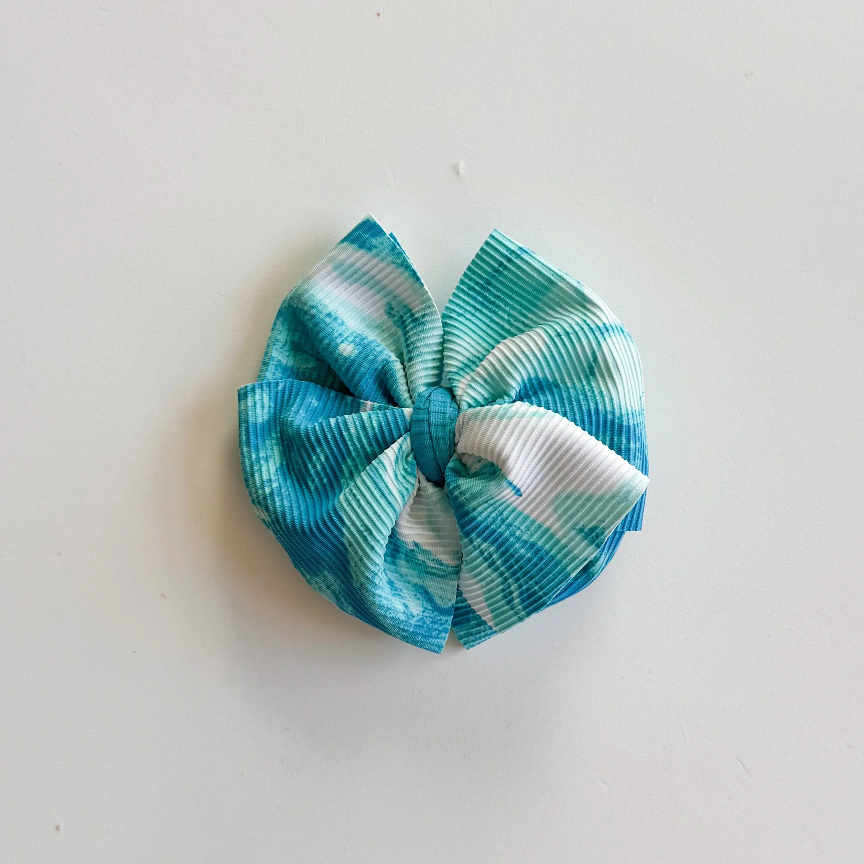 Splash of Blue Bow