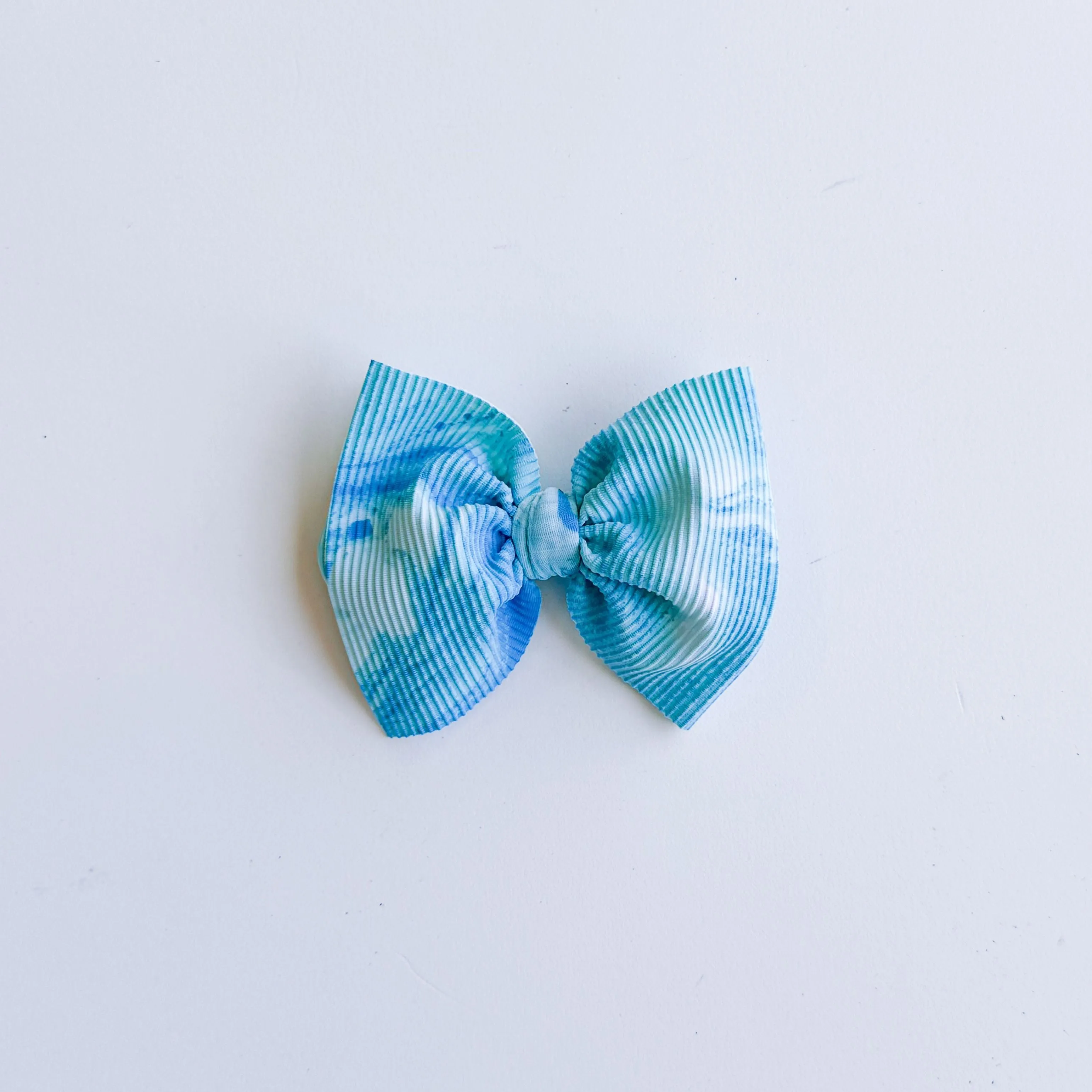 Splash of Blue Bow